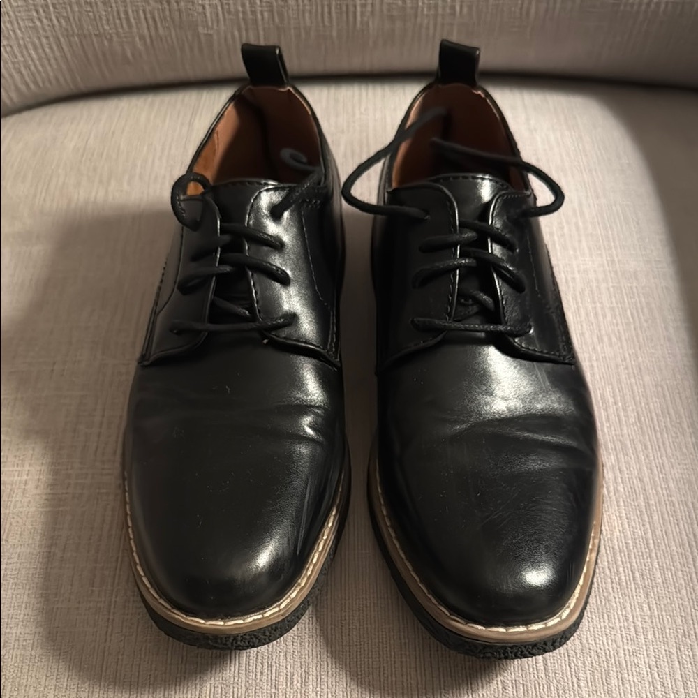 Deer Stags Boy's Gabe Oxford Black in Size 3